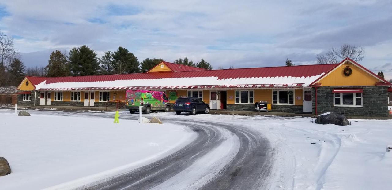 Middlebury Sweets Motel Eksteriør billede