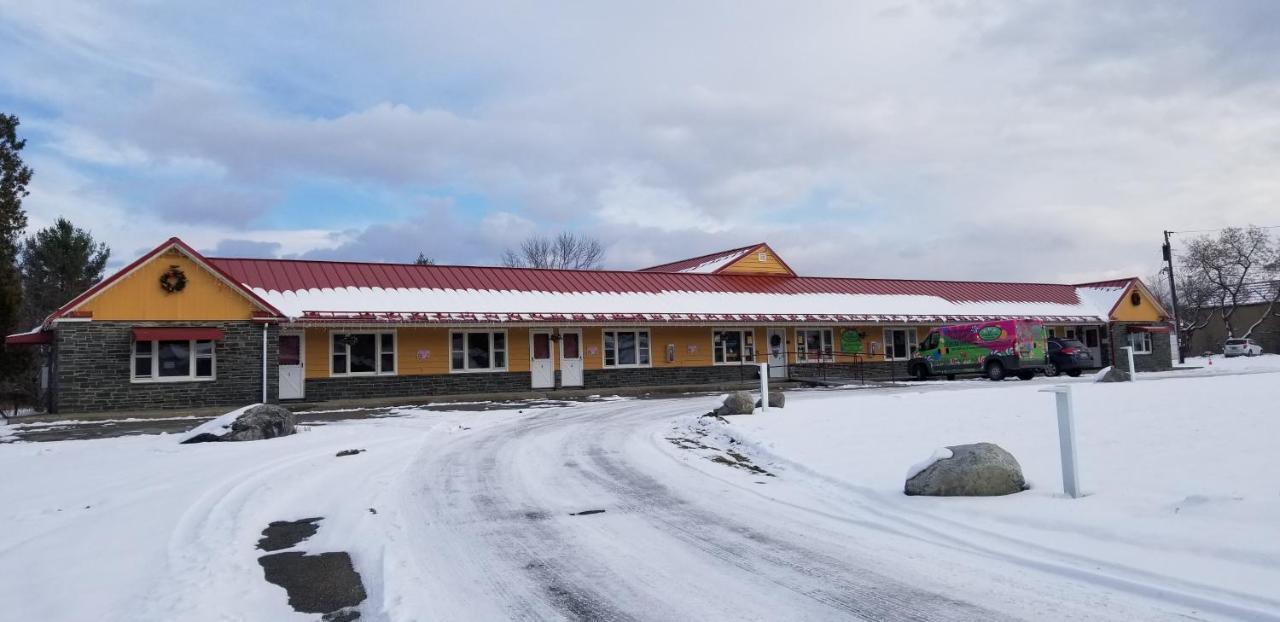 Middlebury Sweets Motel Eksteriør billede